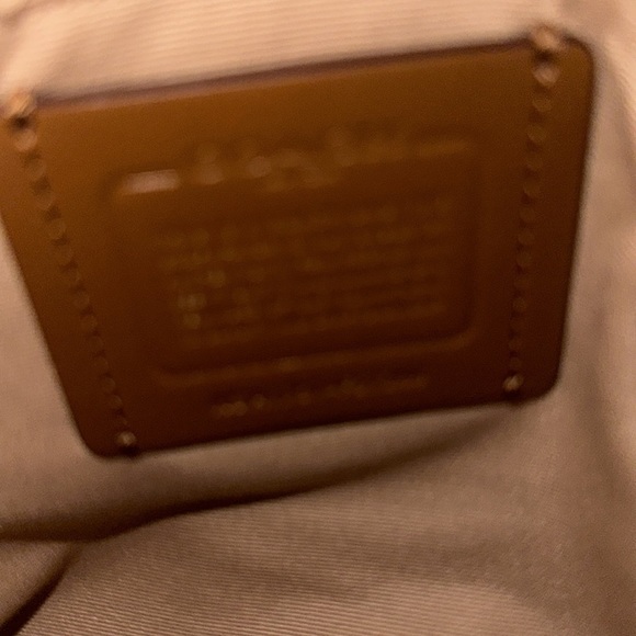 NWY Coach Legacy Ava tote in creme - Picture 5 of 10